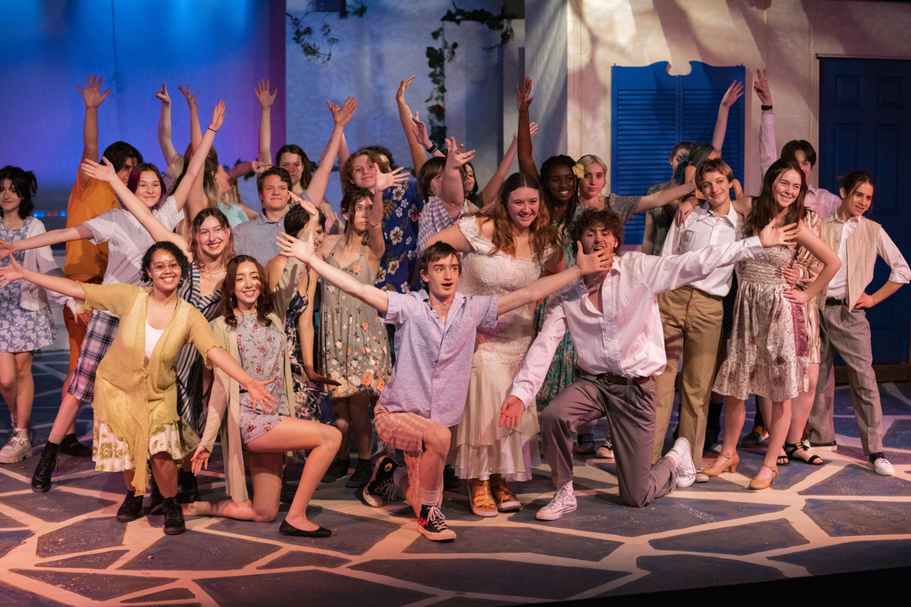 Mamma Mia performers
